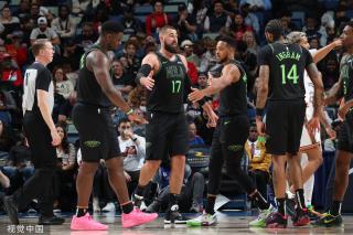 阵容因此次 阵容因此次