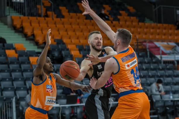 骑士逆转 骑士逆转